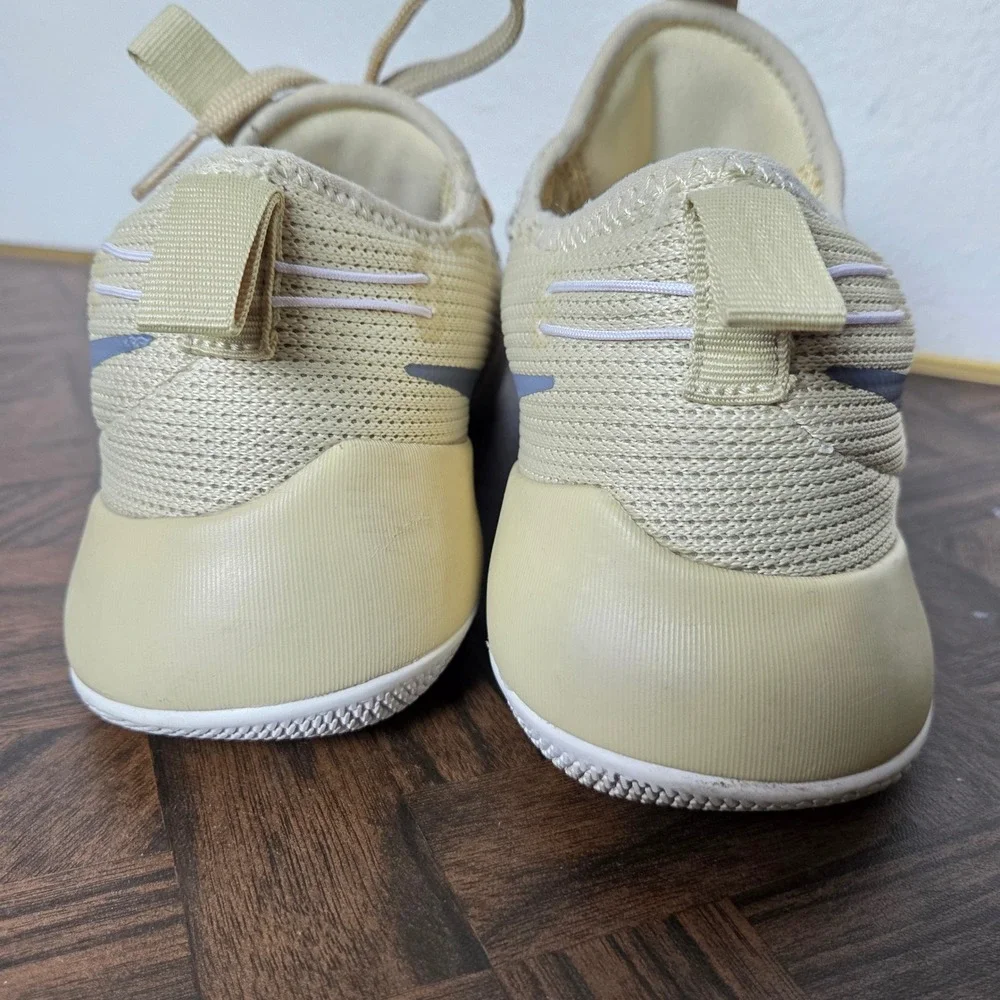Nike Hypershift TB basketball‎ shoes tan sneakers womens size 8.5